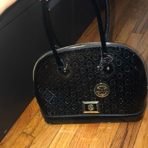 Black purse